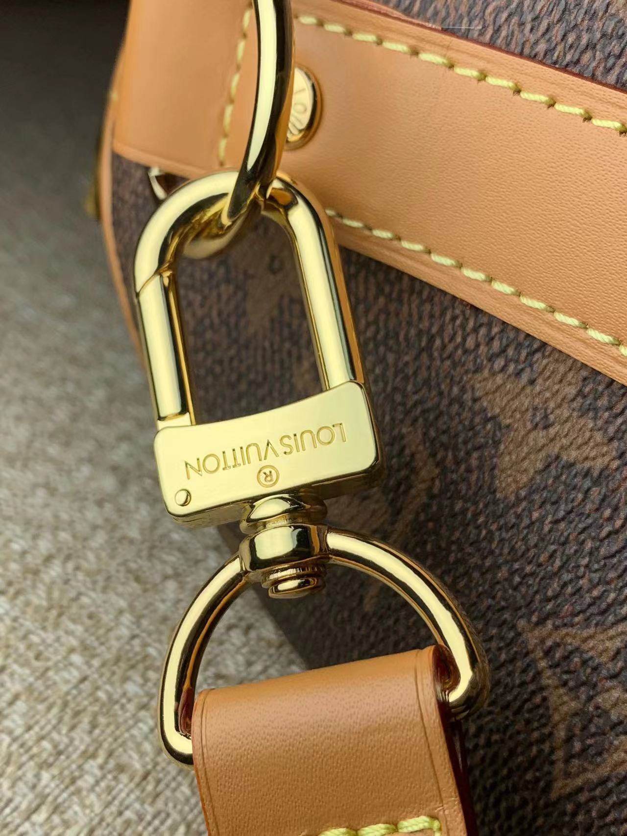 Louis Vuitton Keepall Bandoulière 50 M11541