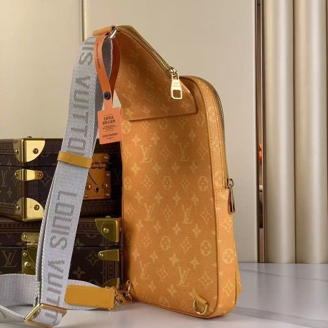 LV 57th Street NYC Avenue Slingbag M12869