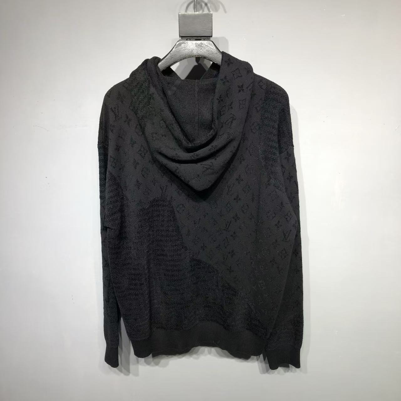 LV SS25 Graphic Jacquard Hoodie 1AHCMY