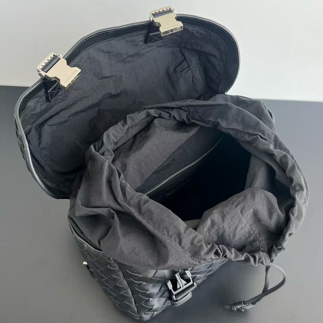 Bottega Veneta Postino Bag