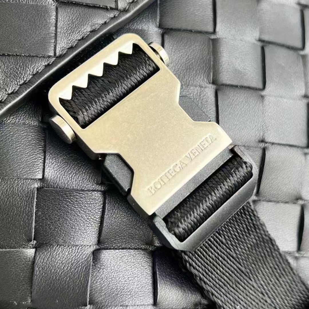 Bottega Veneta Postino Bag