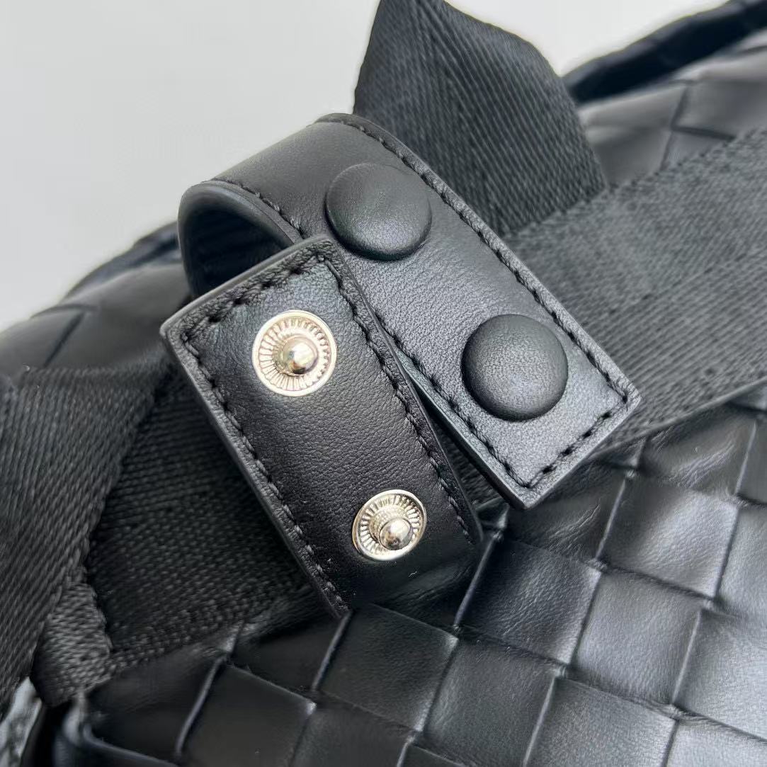 Bottega Veneta Postino Bag