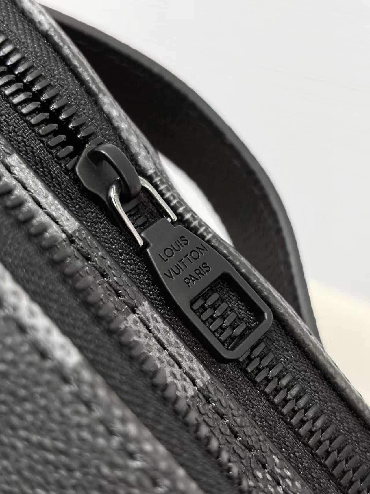 LV Rush Bumbag M14920
