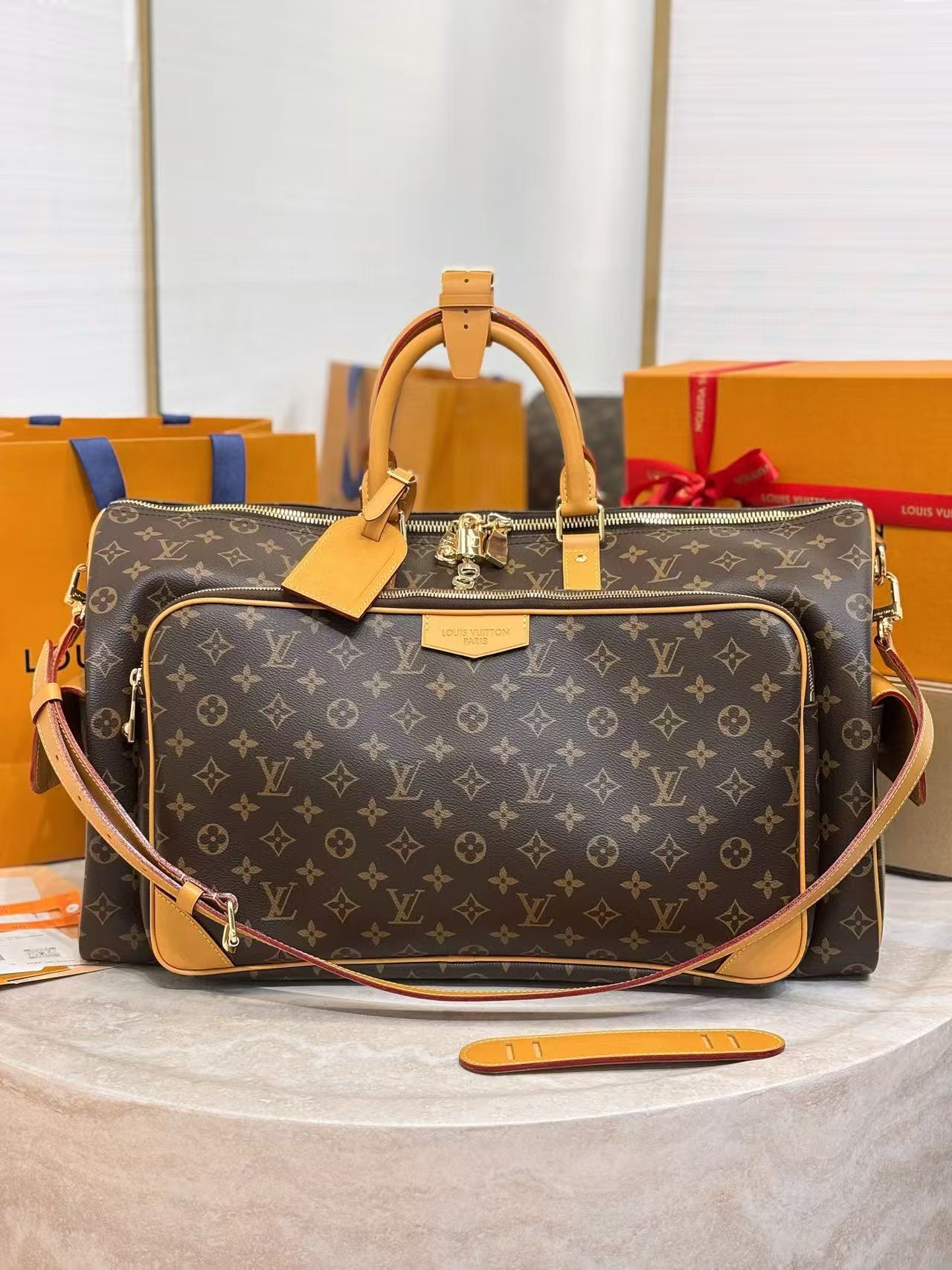 LV Keepall Cargo 50 M14735