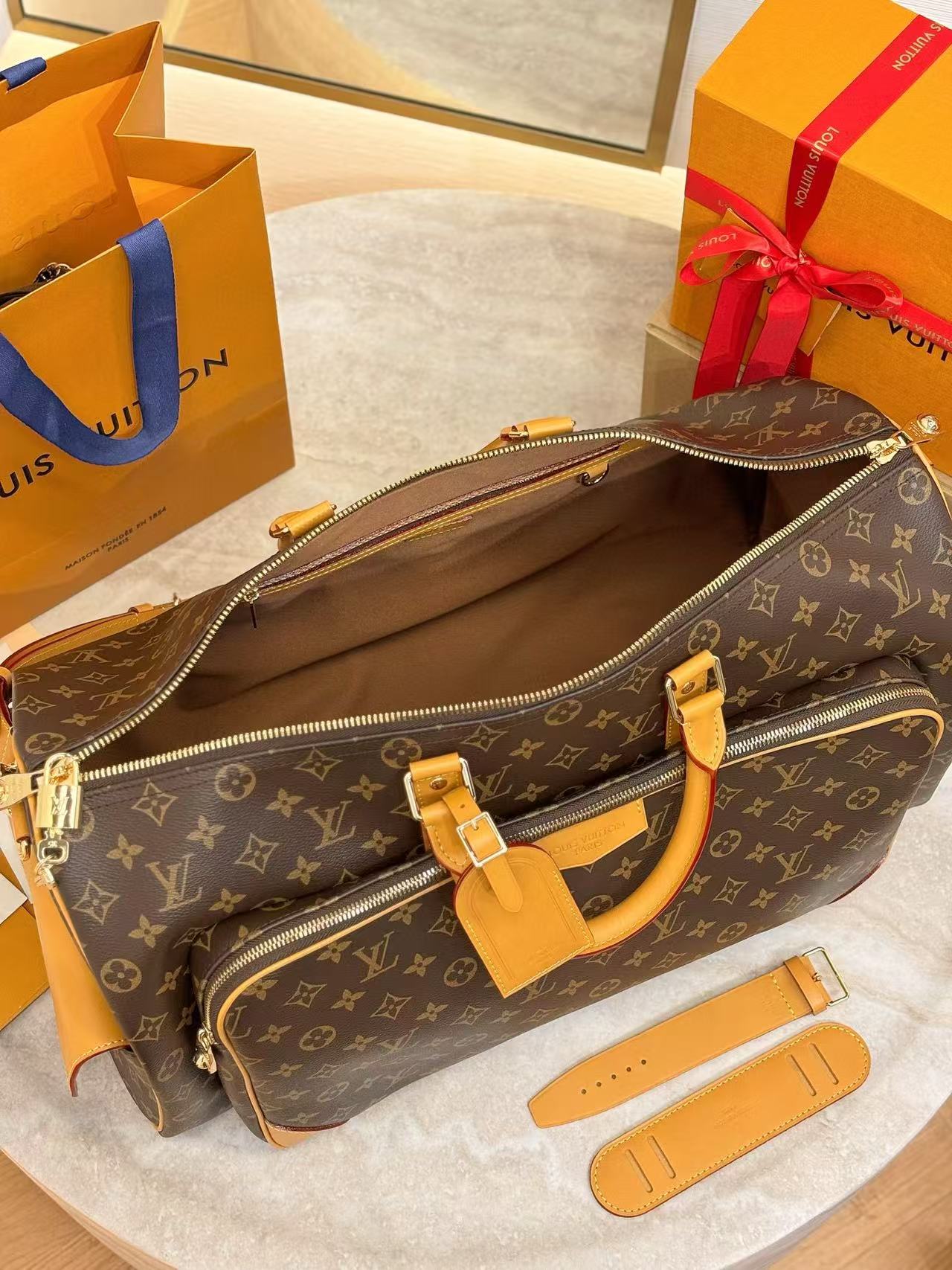 LV Keepall Cargo 50 M14735
