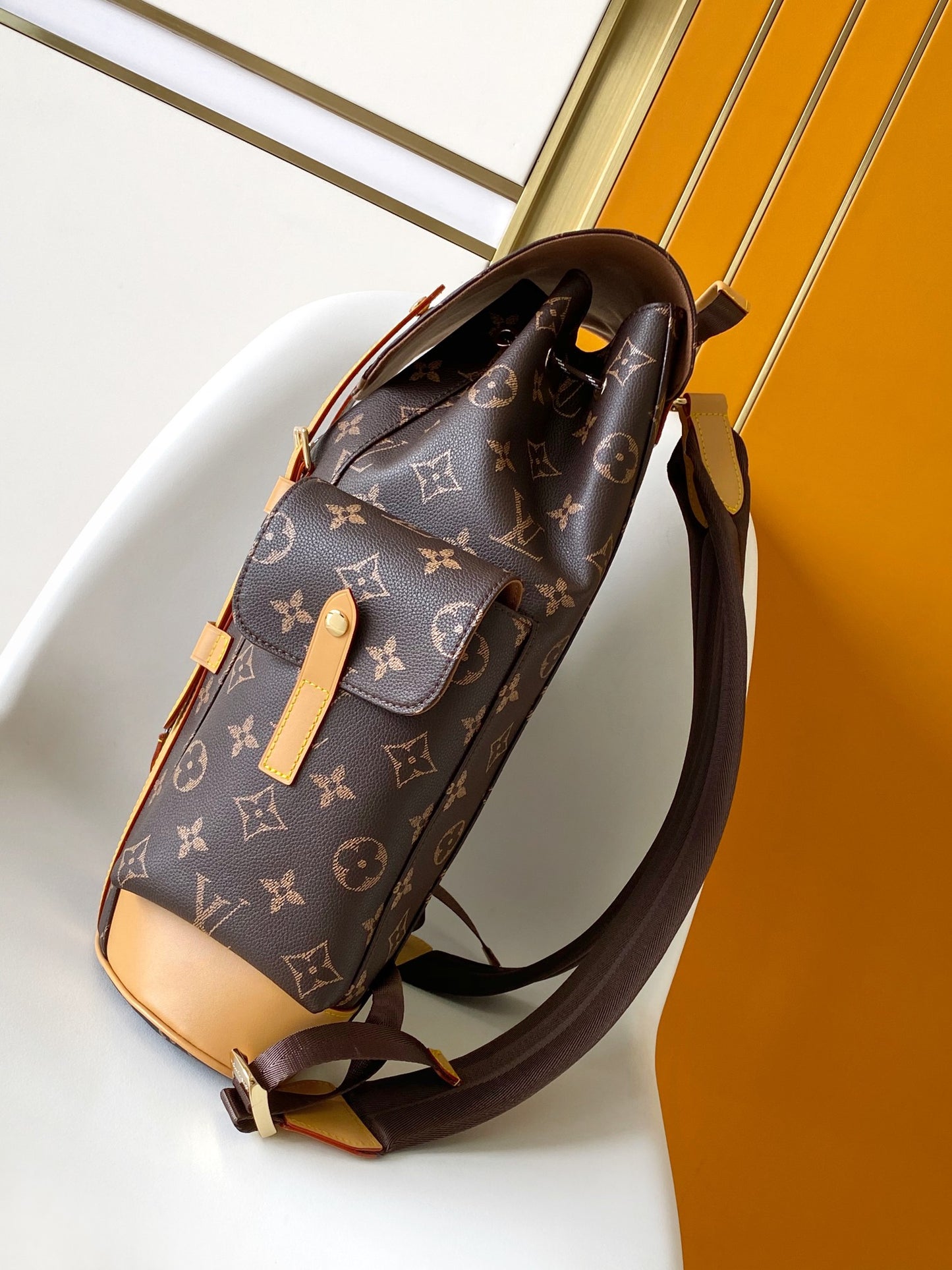LV Christopher MM M14038