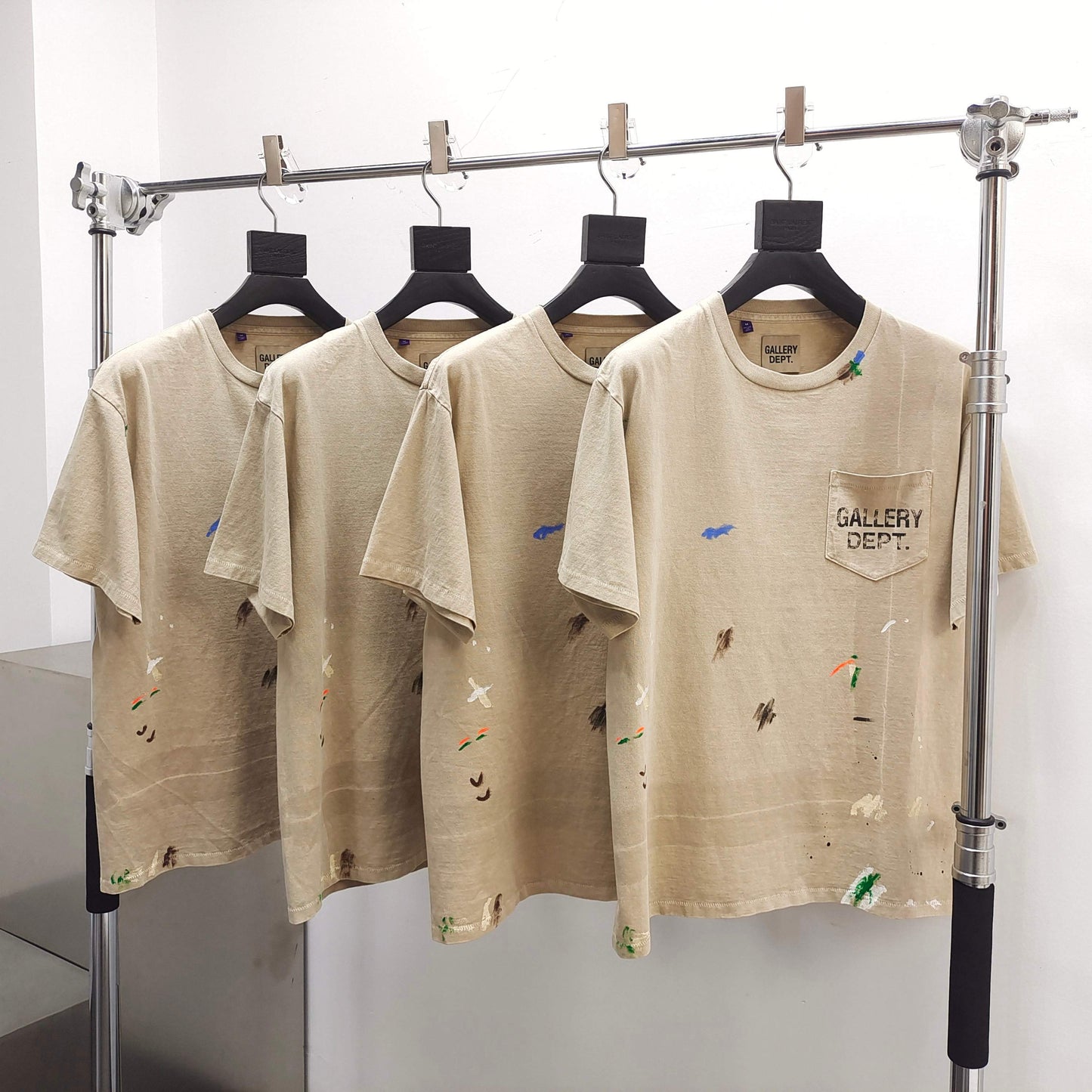 Gallery Dept. VINTAGE LOGO PAINTED TEE TAUPE