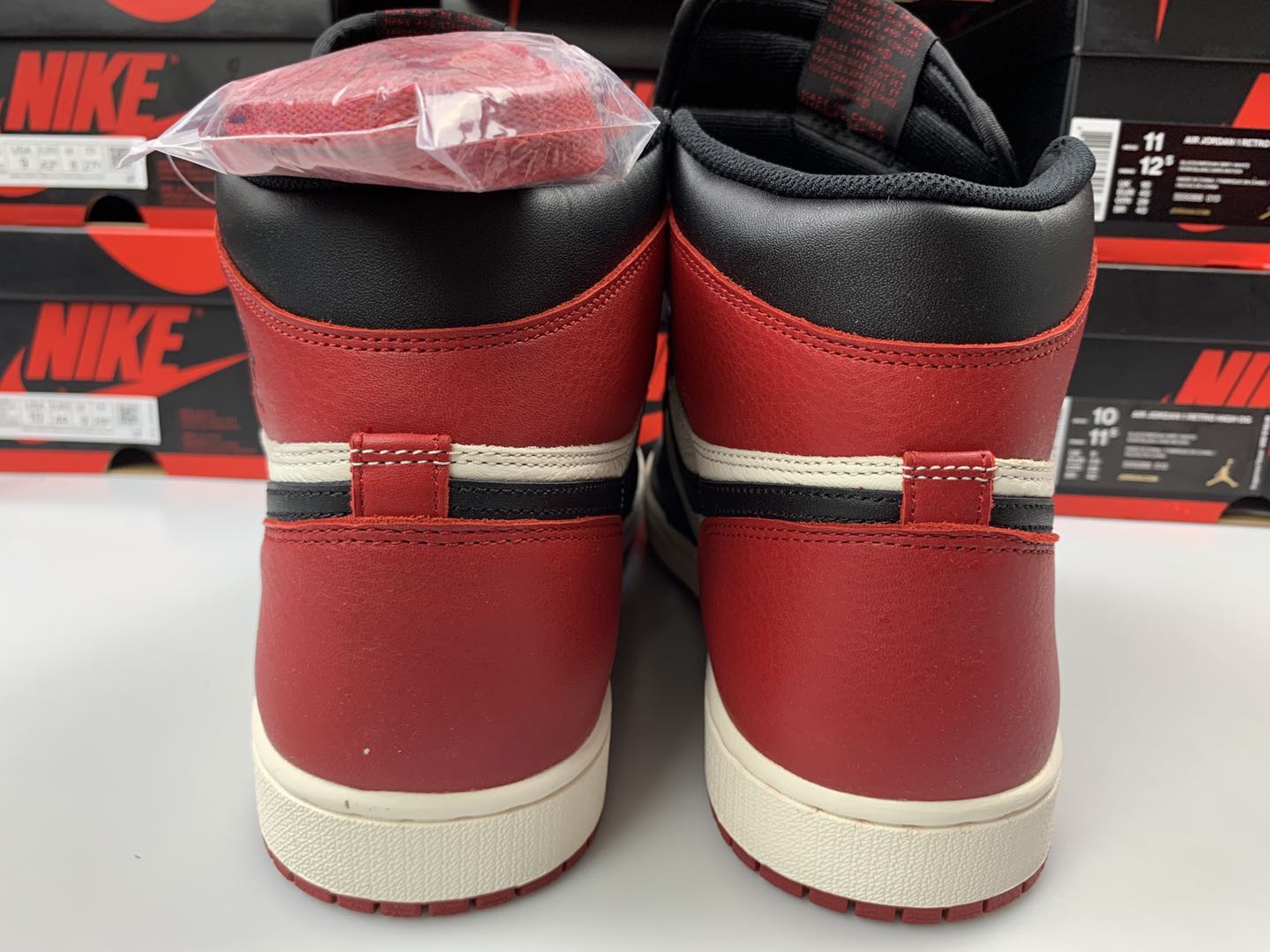 Air Jordan 1 Retro High OG 'Bred Toe'