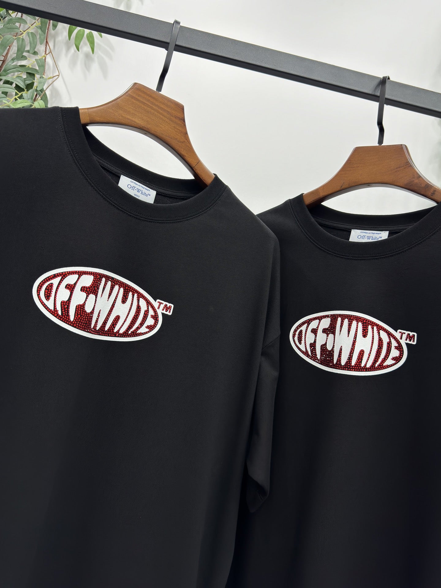 Off-White Crystal Round Logo Over Short-Sleeve Tee 'Black/White'