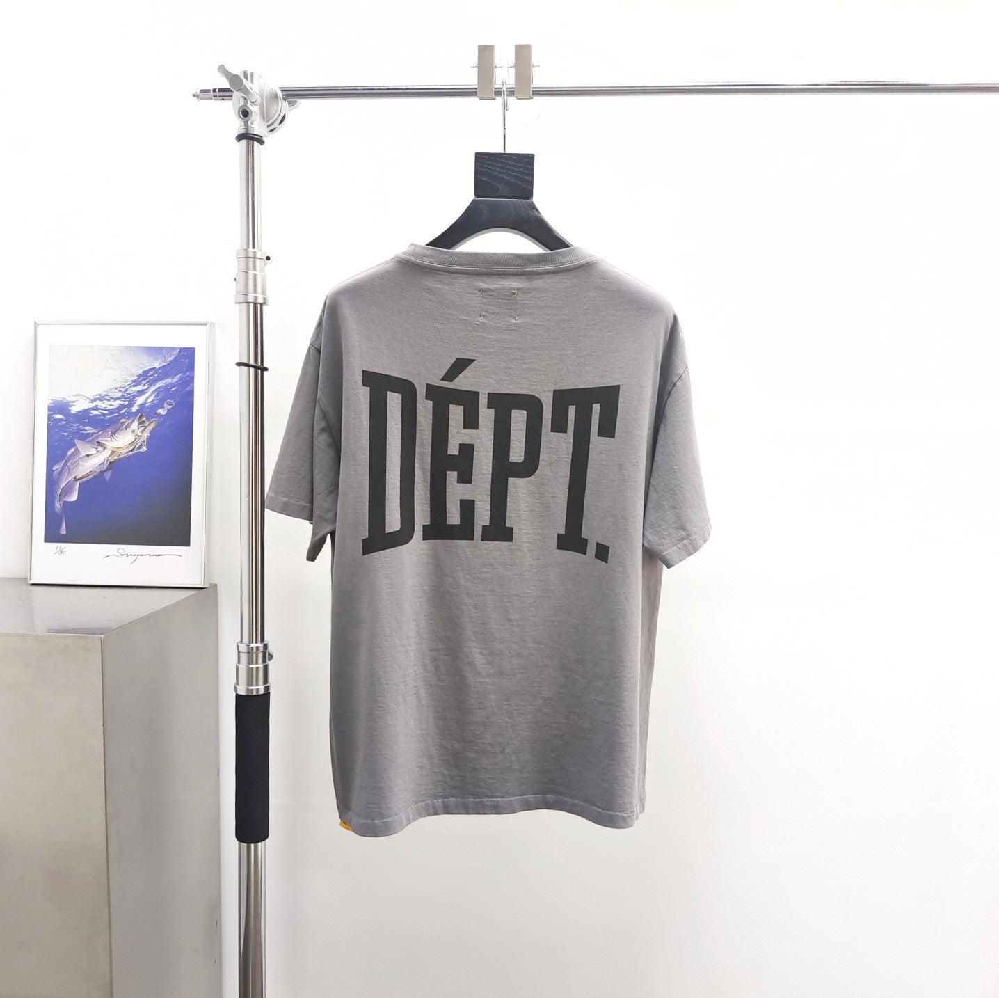 Gallery Dept. PROFESSIONAL TEE