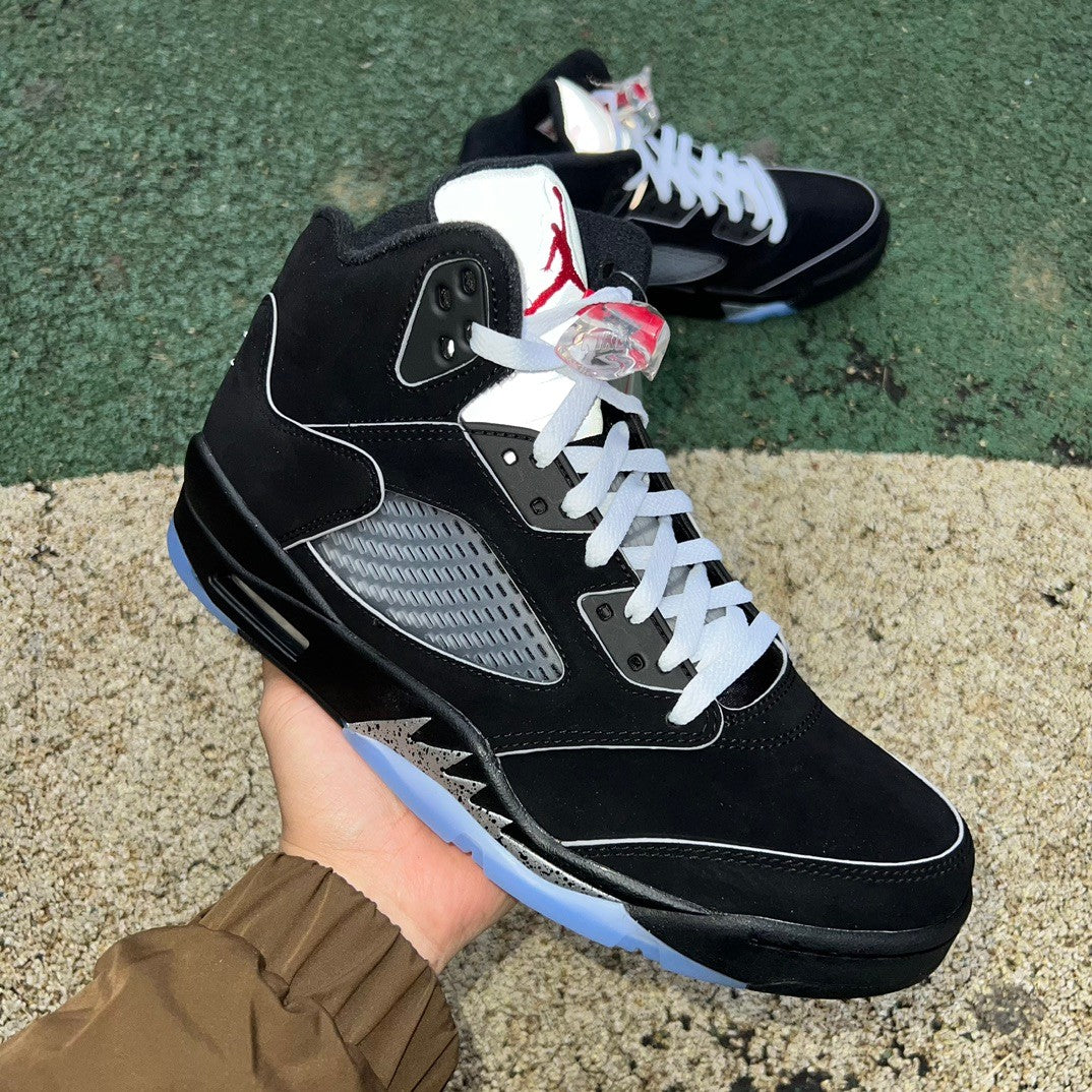 Air Jordan 5 Retro OG 'Black Metallic Reimagined'