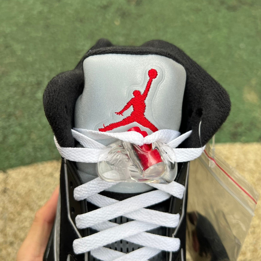 Air Jordan 5 Retro OG 'Black Metallic Reimagined'