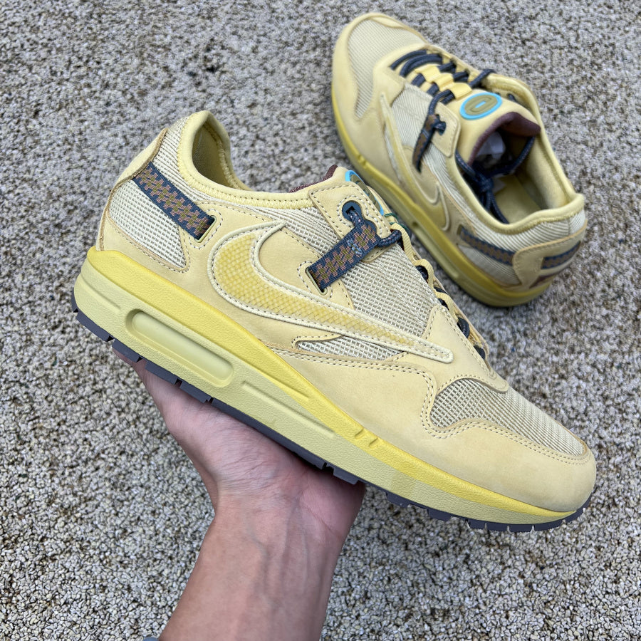 Travis Scott x Air Max 1 'Saturn Gold'