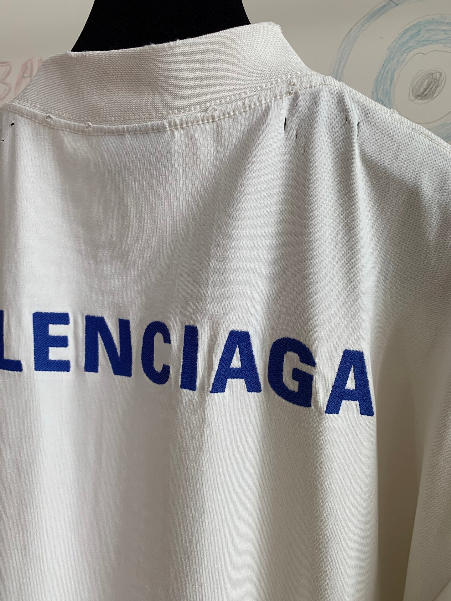 BB Back T-shirt in Dirty White/blue Oversized