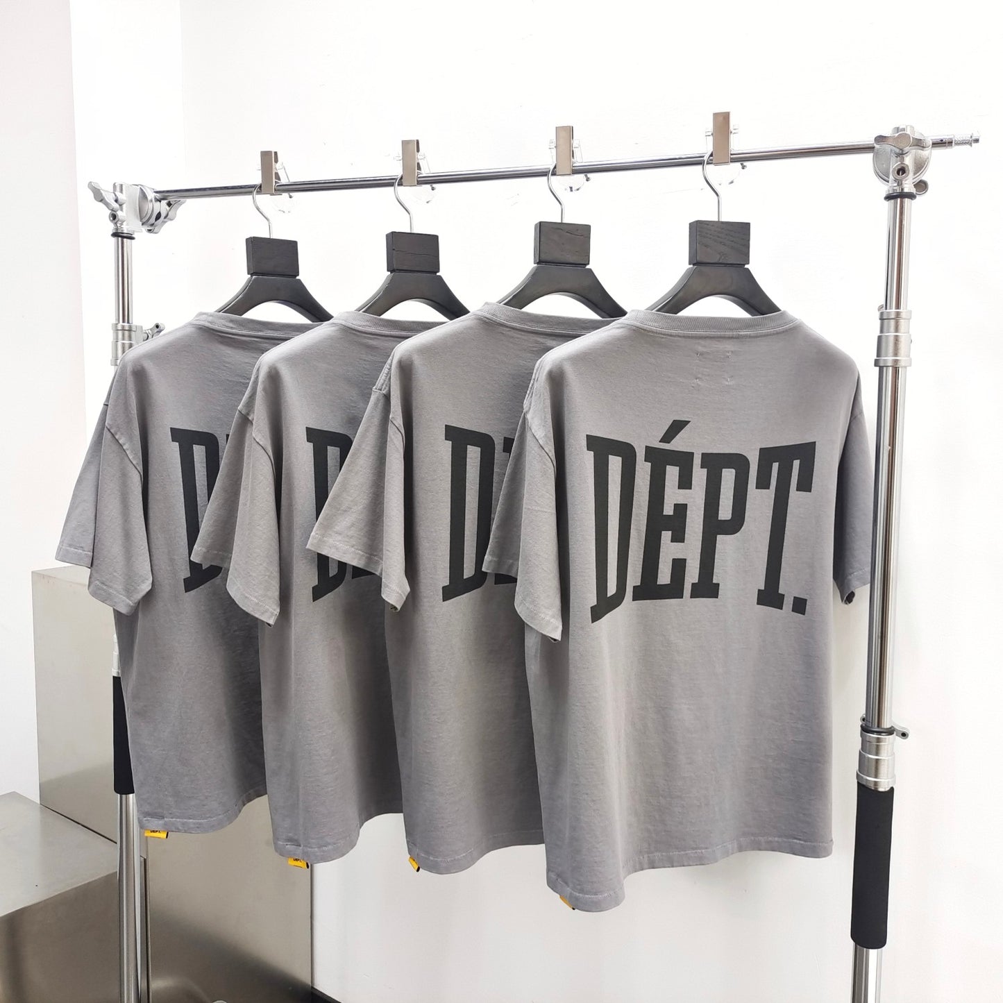 Gallery Dept. PROFESSIONAL TEE