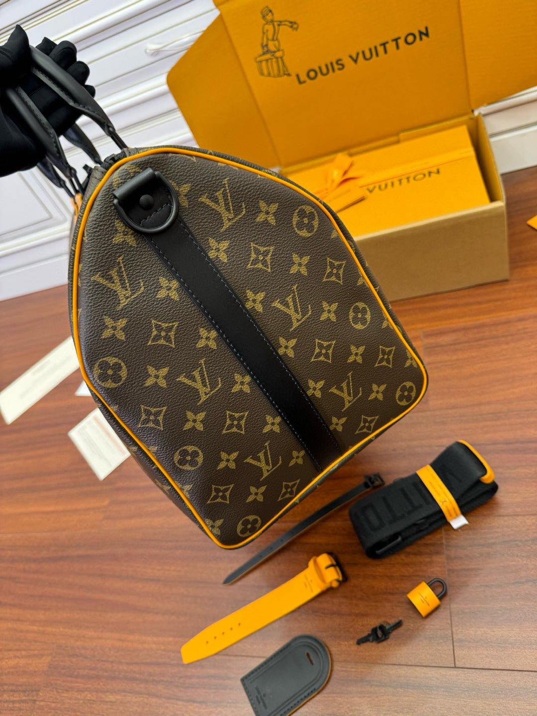 LV Keepall Bandouliere 55 M46702