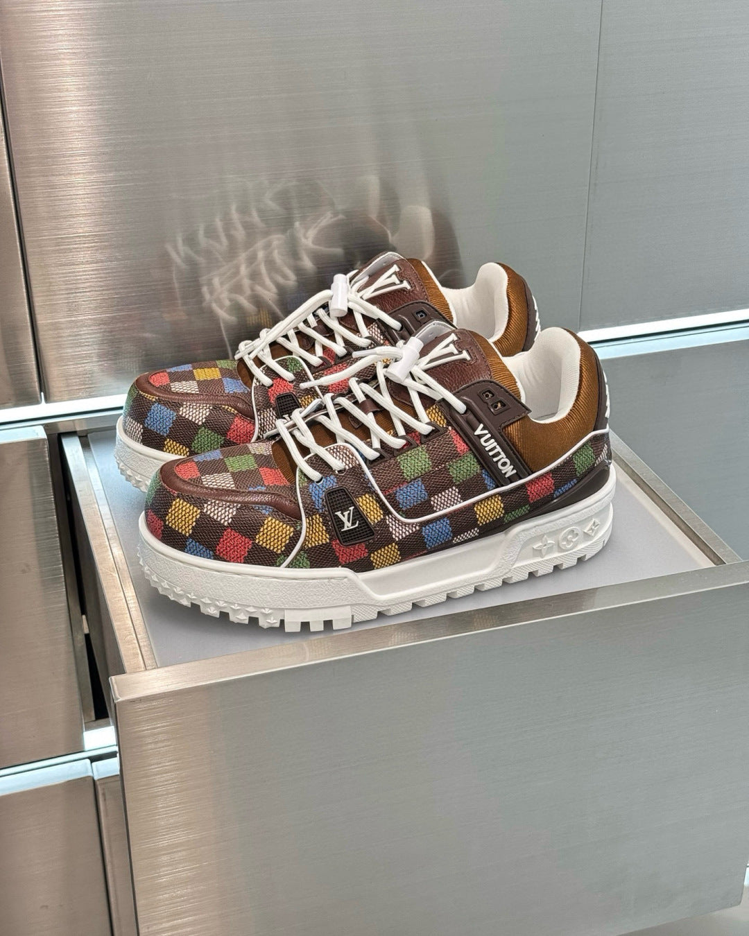 LV DESGINER SHOE SUMMER 2025