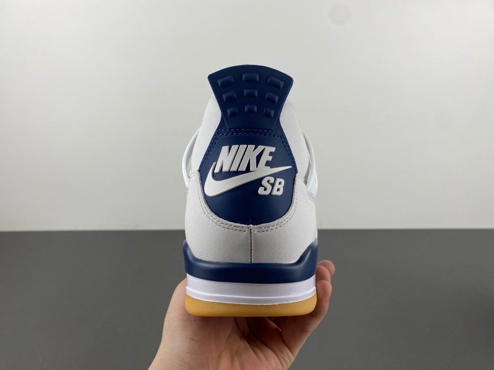 Nike SB x Air Jordan 4 Retro SP 'Navy'