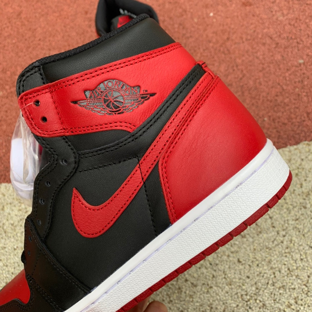 Air Jordan 1 Retro High '85 OG 'Bred / Banned' 2025