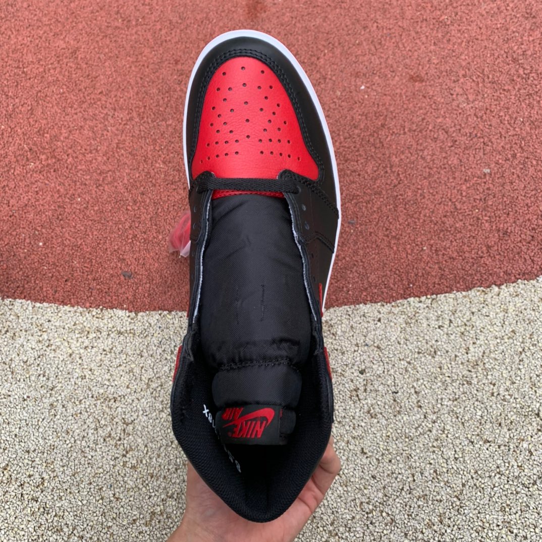 Air Jordan 1 Retro High '85 OG 'Bred / Banned' 2025