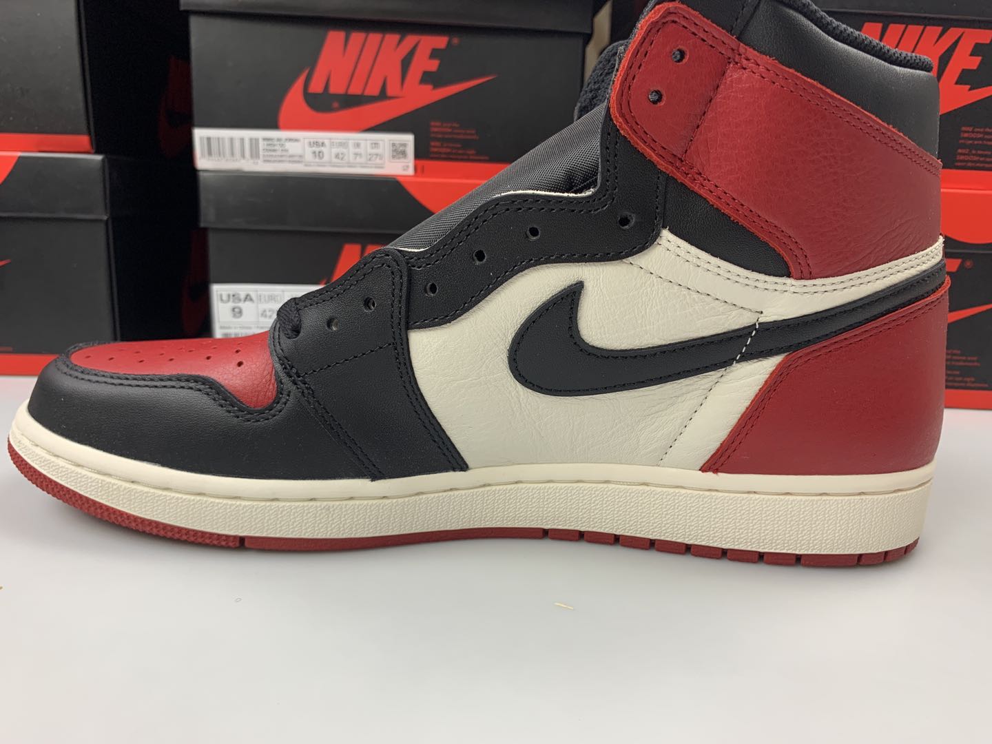 Air Jordan 1 Retro High OG 'Bred Toe'