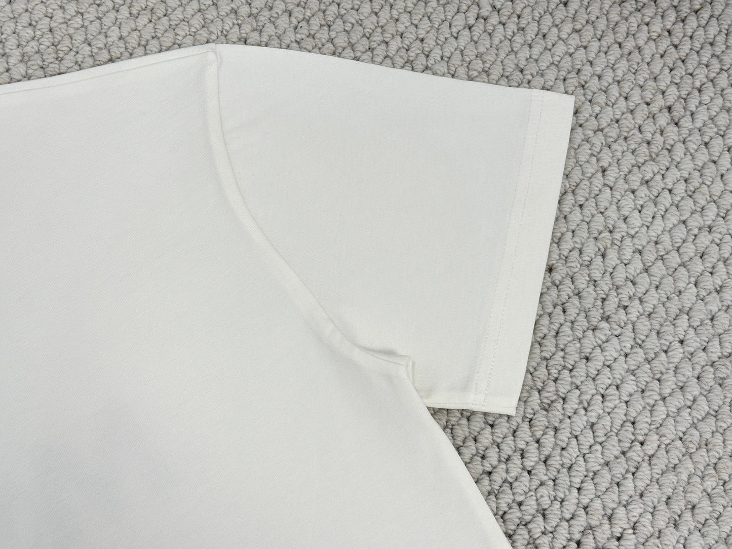 LV 'Le Monde Est À Vous' SS25 T-shirt