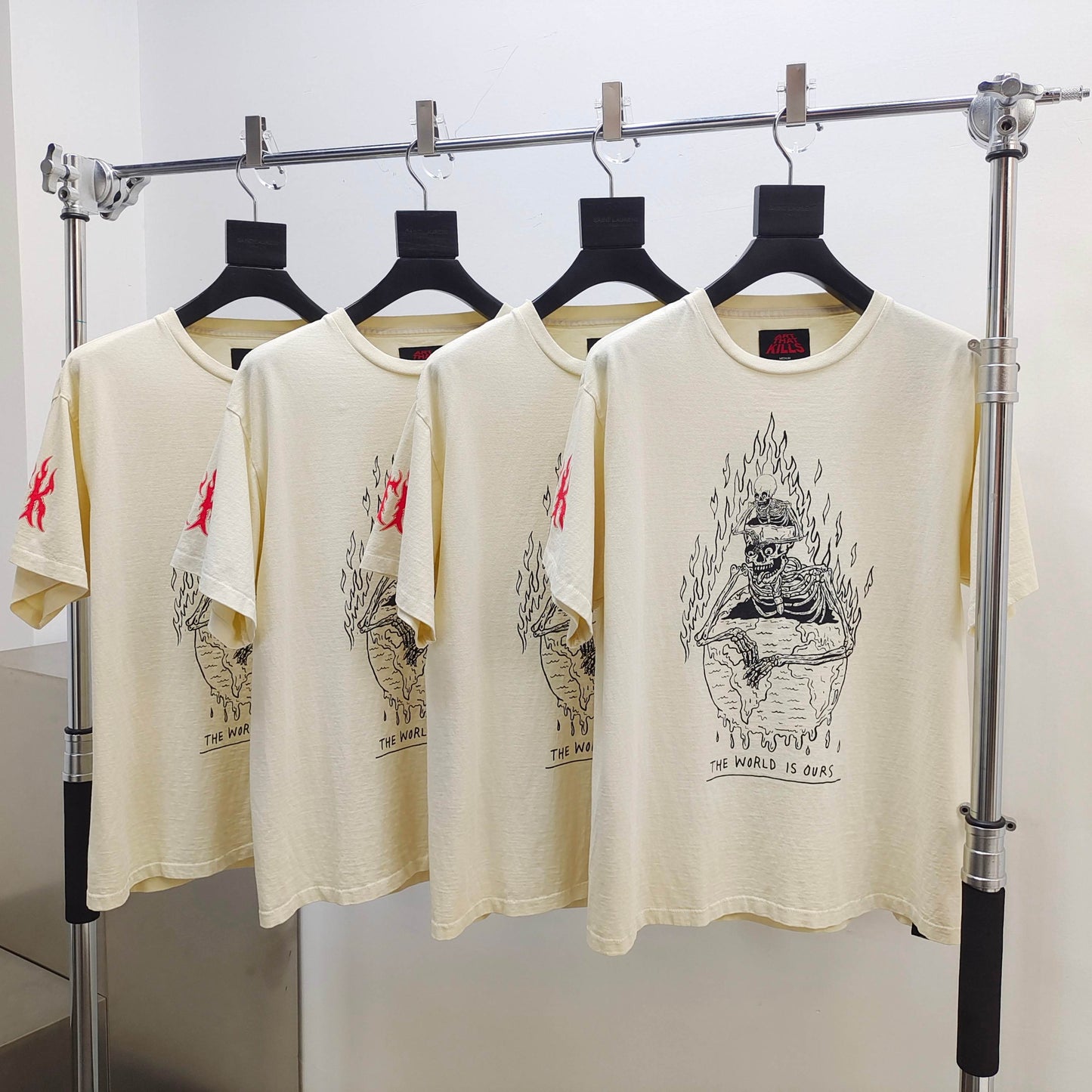 Gallery Dept. THE WORLD IS OURS TEE