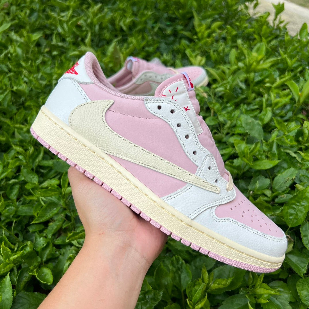 Travis Scott x Air Jordan 1 Low OG "Shy Pink" 2025