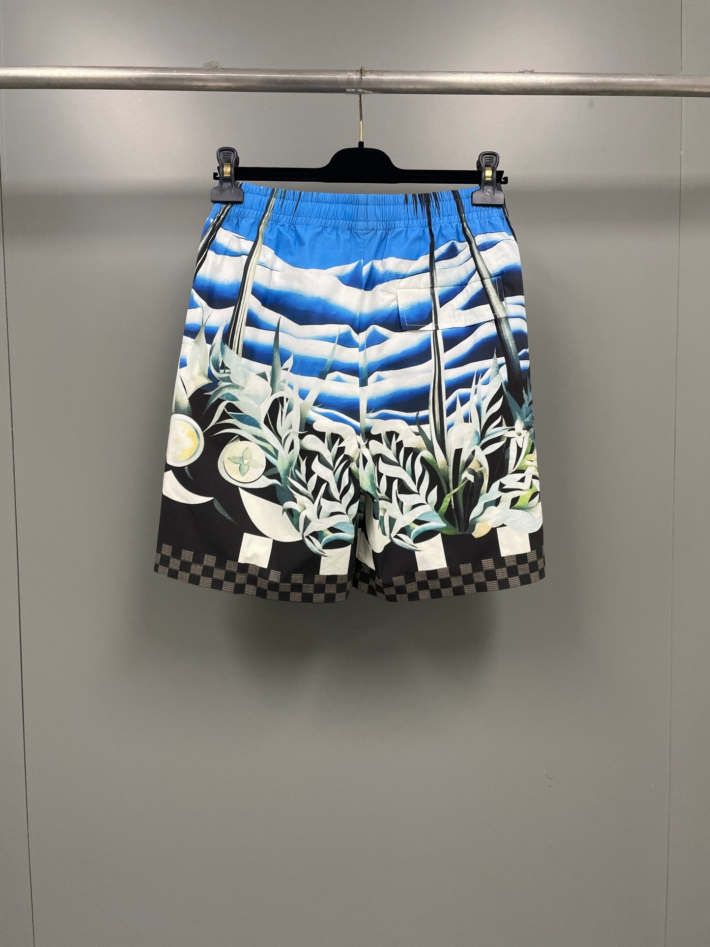 Louis Vuitton paradise islands collection Shorts