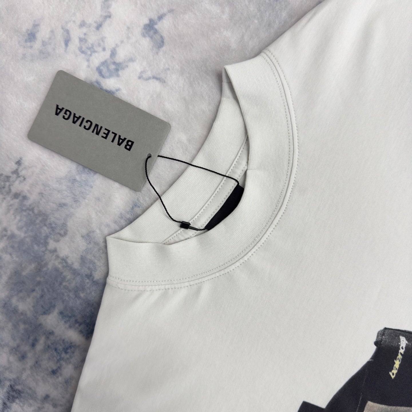 BB Men's Basketball Sneaker T-shirt Oversized in Dirty White