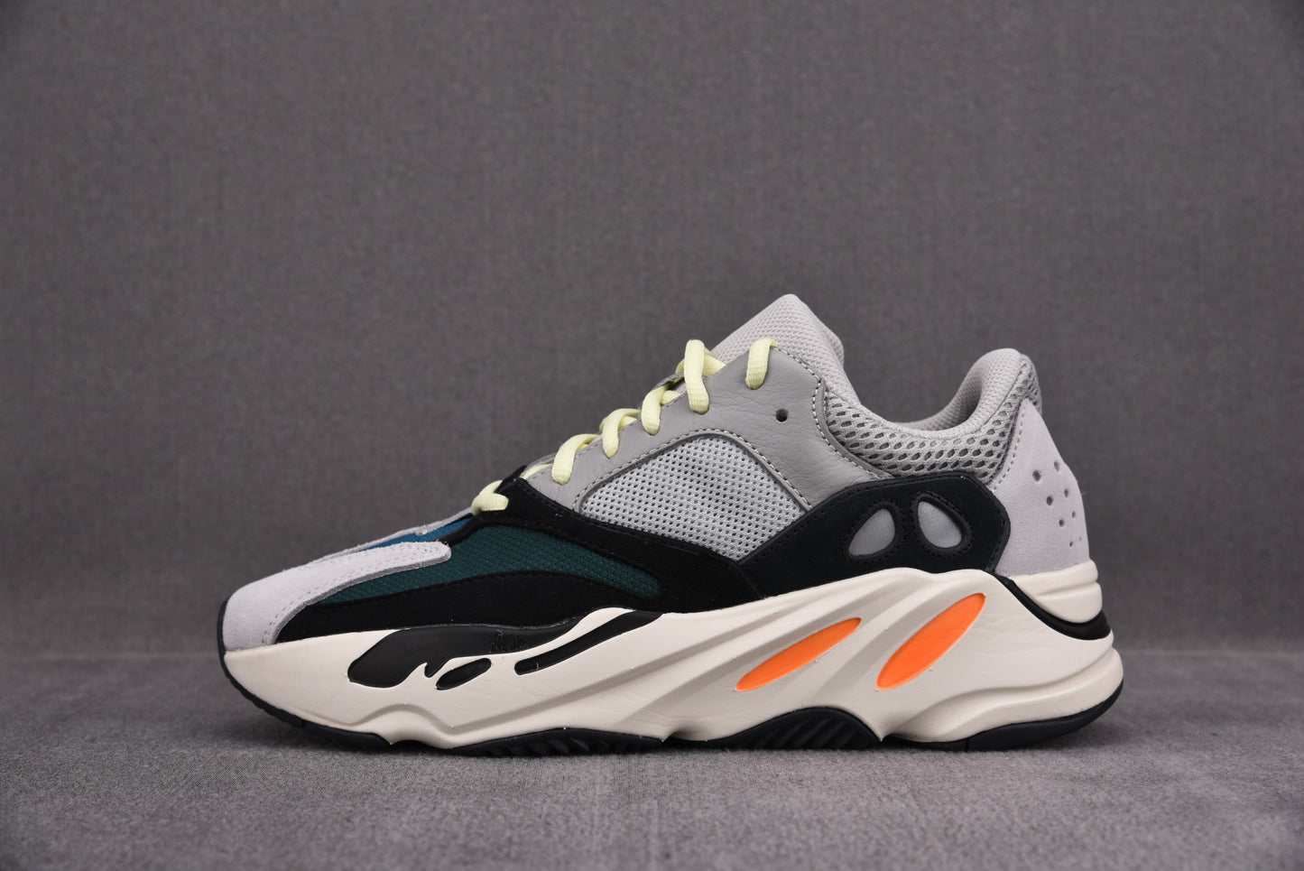 Yeezy Boost 700 'Wave Runner'