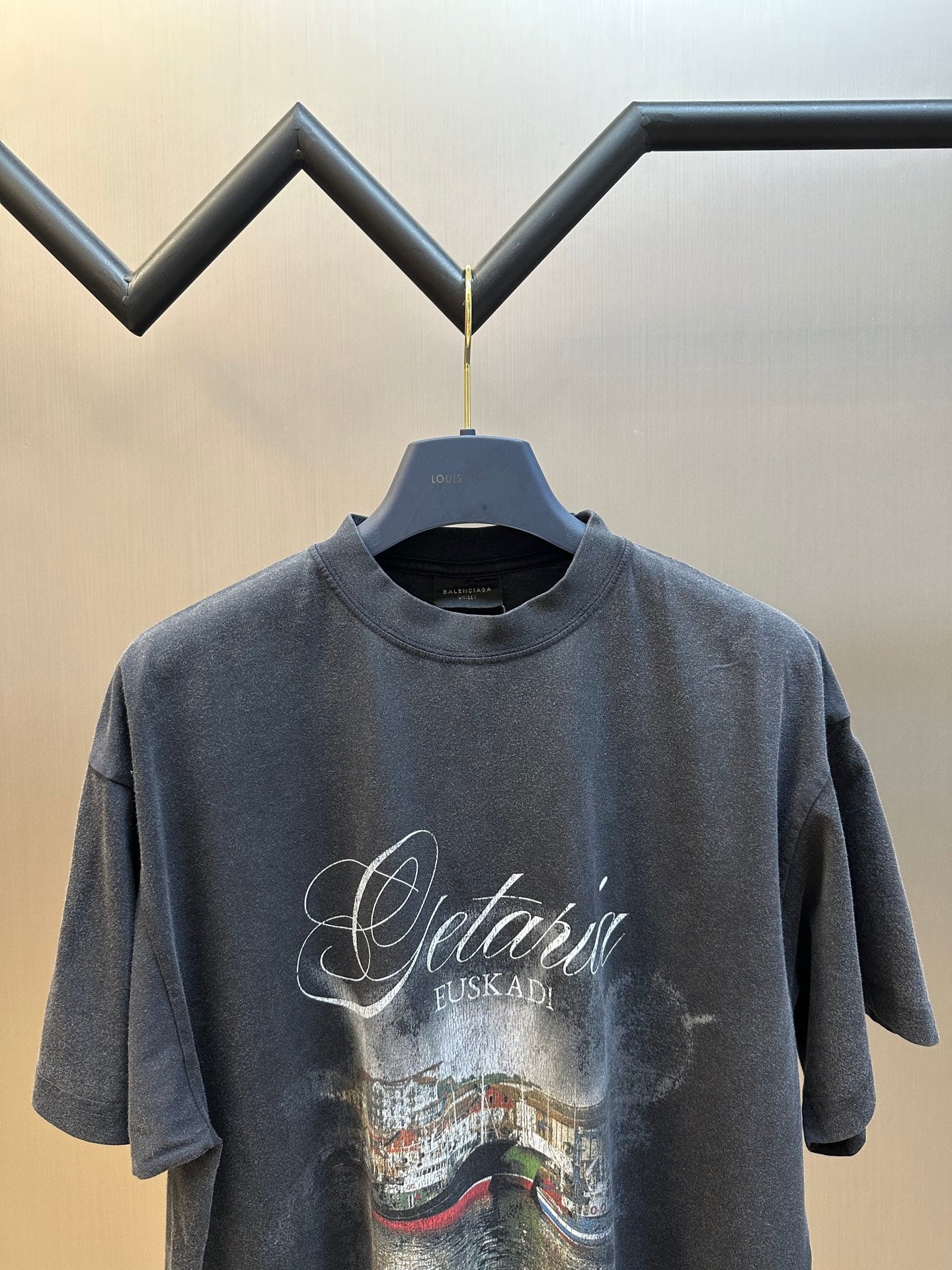 BB Men's Getaria T-shirt Oversized in Black Faded