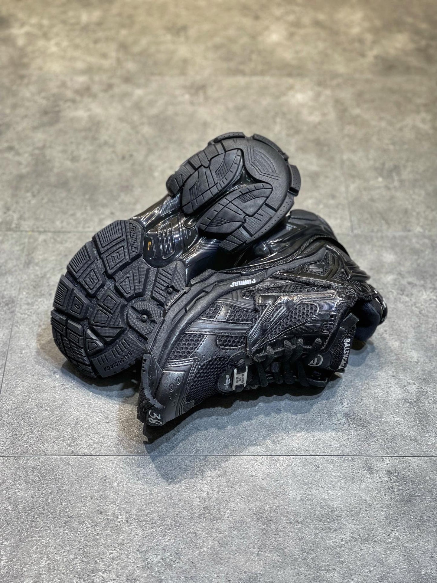 Balenciaga Runner – Kith Exclusive
