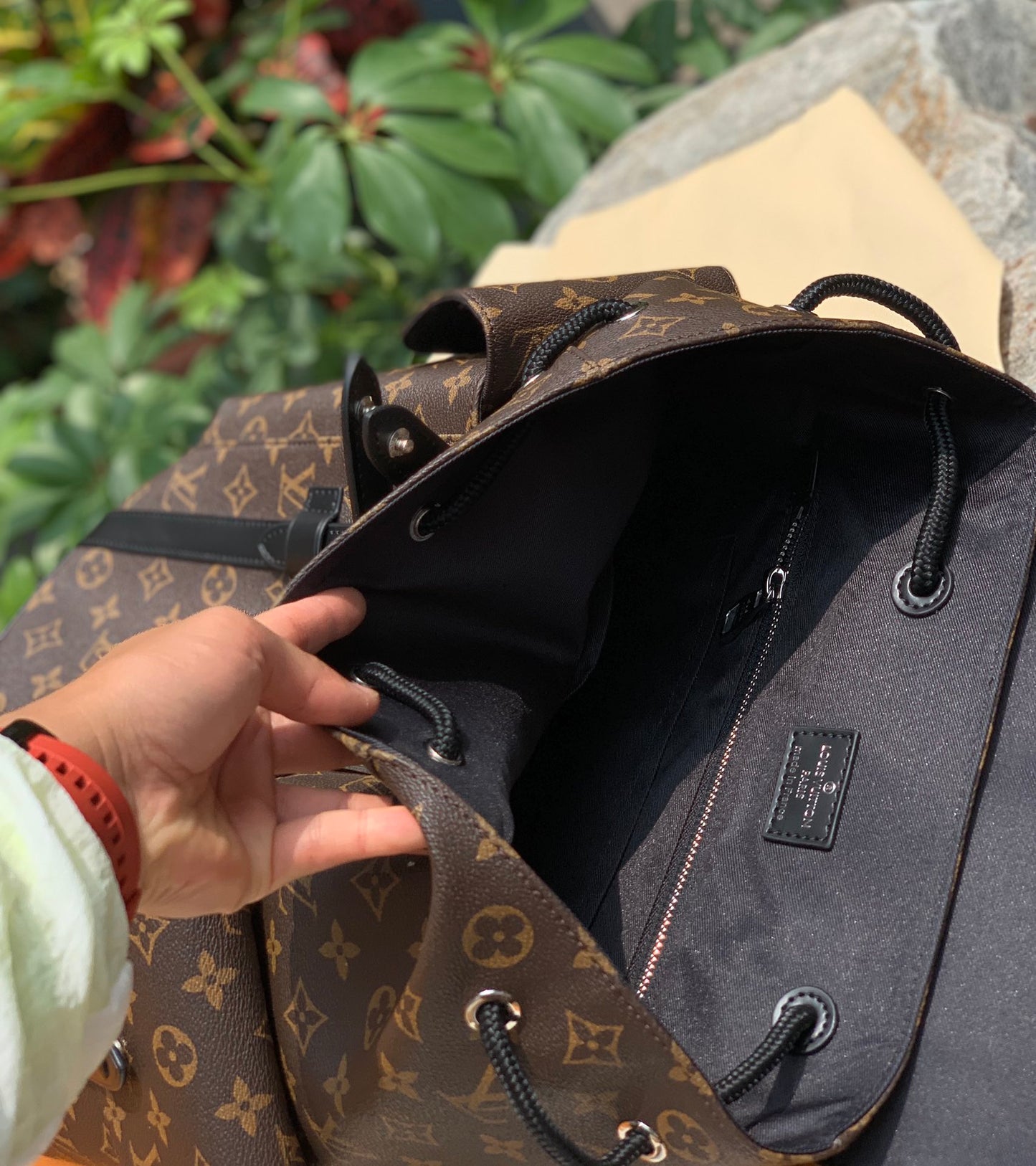 Louis Vuitton Christopher MM M43735