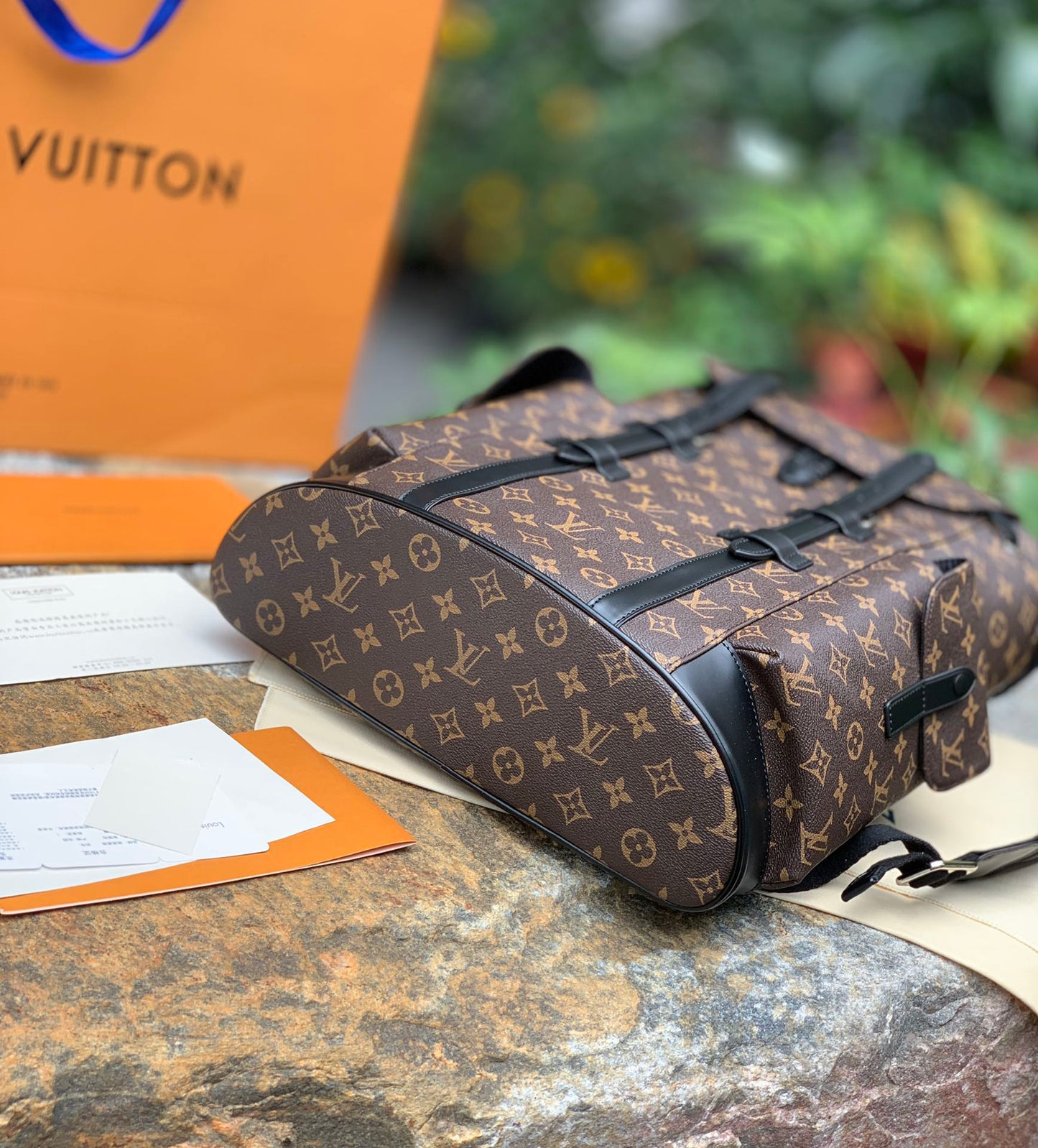 Louis Vuitton Christopher MM M43735