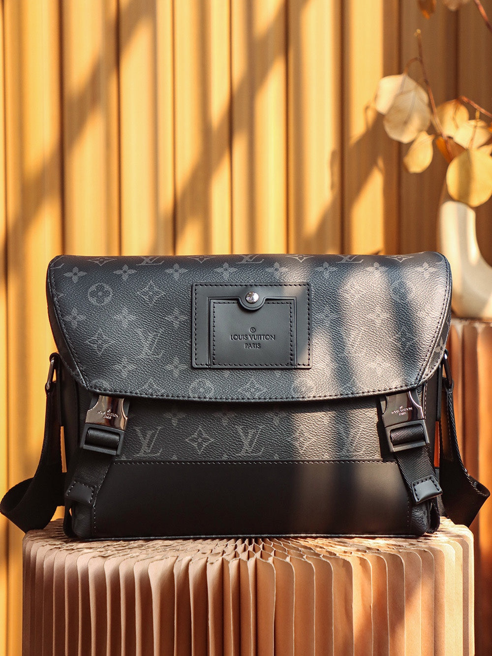 Louis Vuitton Messenger PM Voyager M40511
