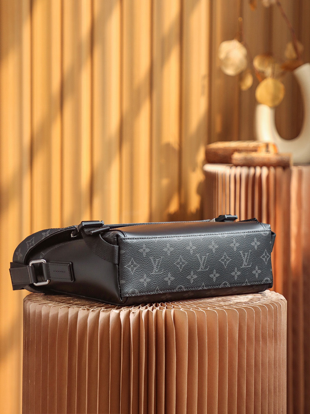 Louis Vuitton Messenger PM Voyager M40511