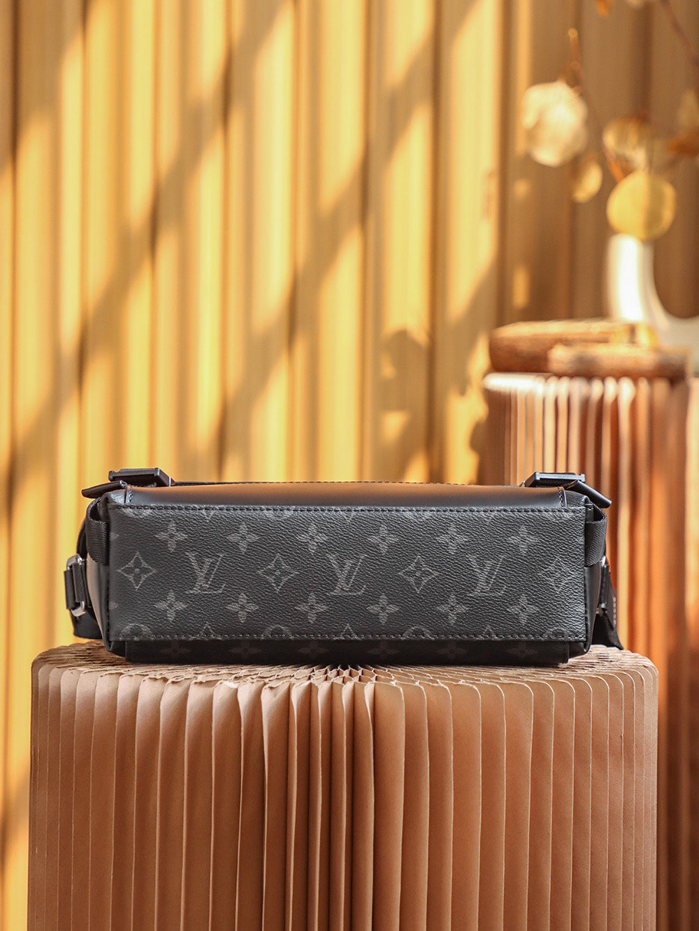 Louis Vuitton Messenger PM Voyager M40511