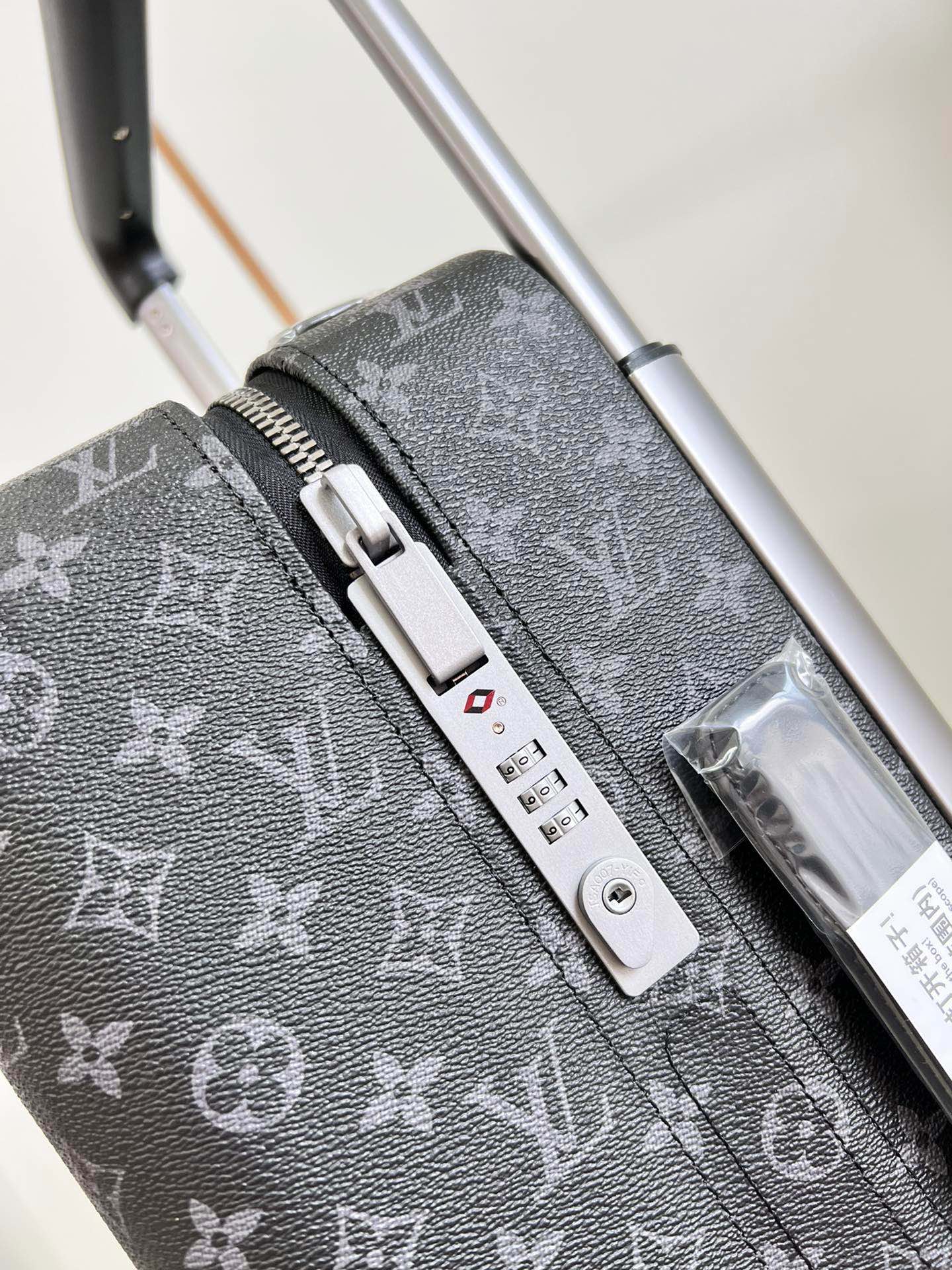 LV Horizon 70 M23303
