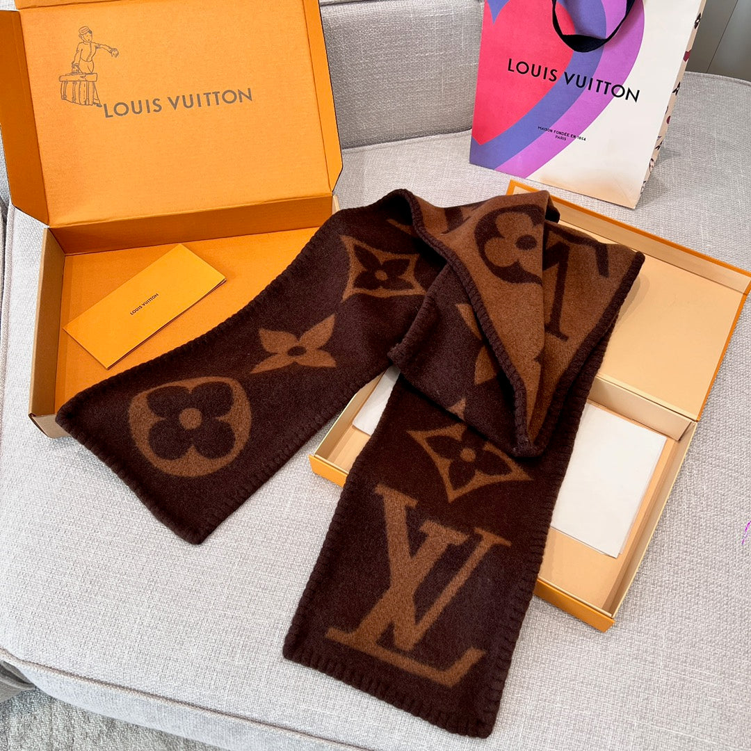 LV Sweet Dreams Scarf M77379