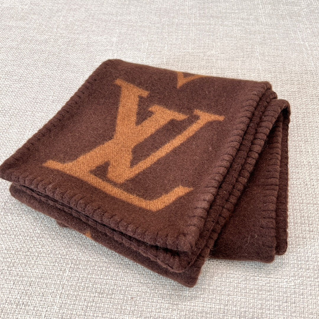 LV Sweet Dreams Scarf M77379