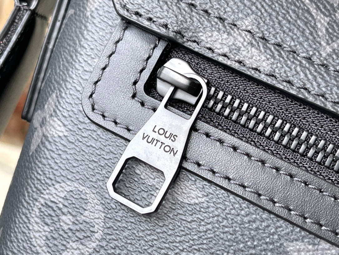 LV S-cape messenger M46794