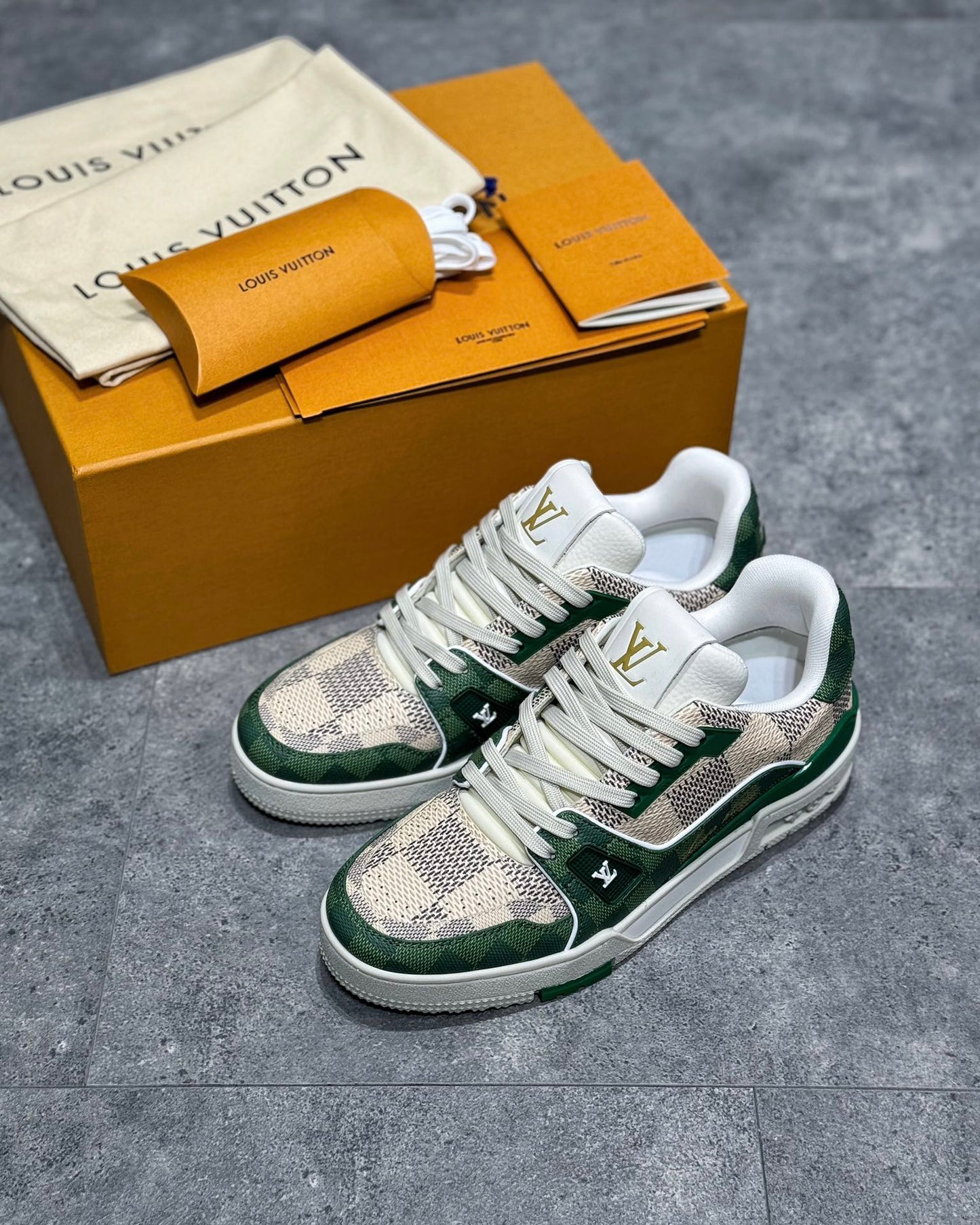 Louis Vuitton LV Trainer Sneaker Green 1ACFLI
