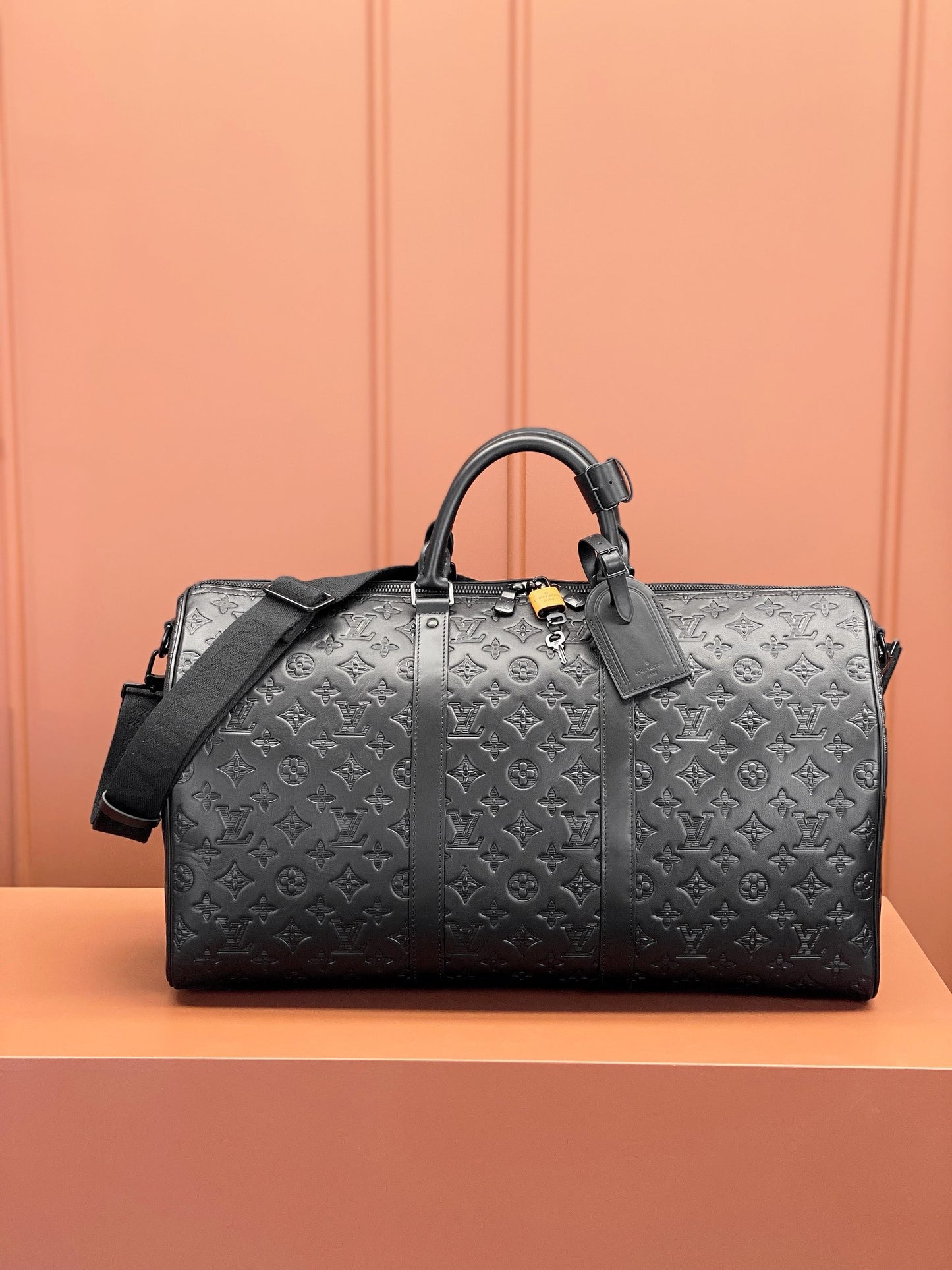 Louis Vuitton Keepall Bandoulière 50 M44810