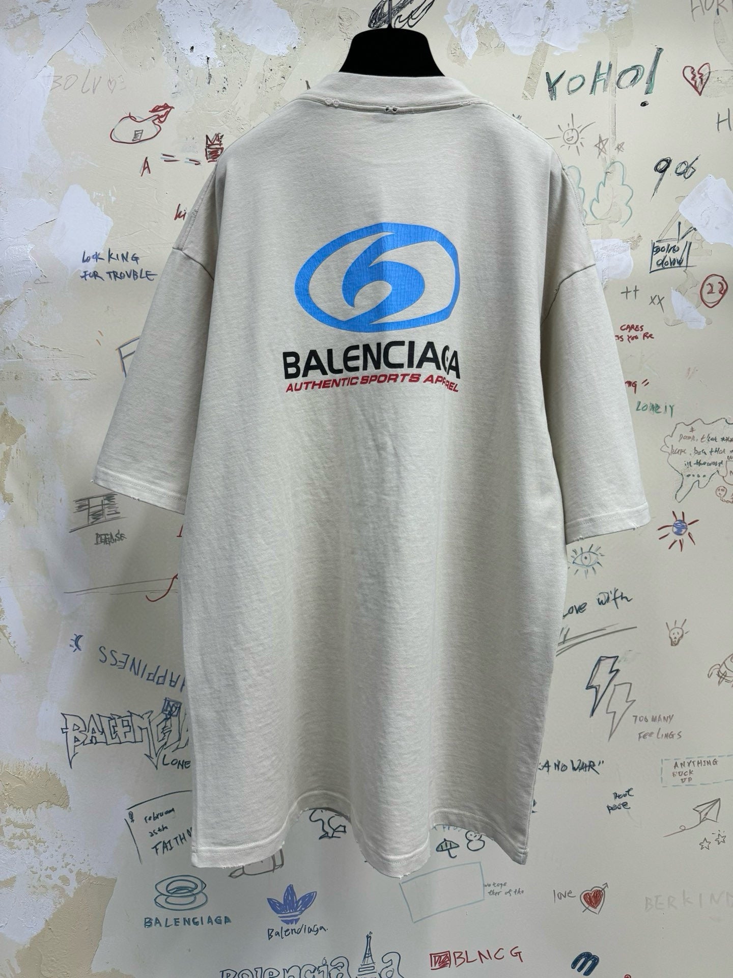 BALENCIAGA SURFER T-SHIRT OVERSIZED IN WHITE