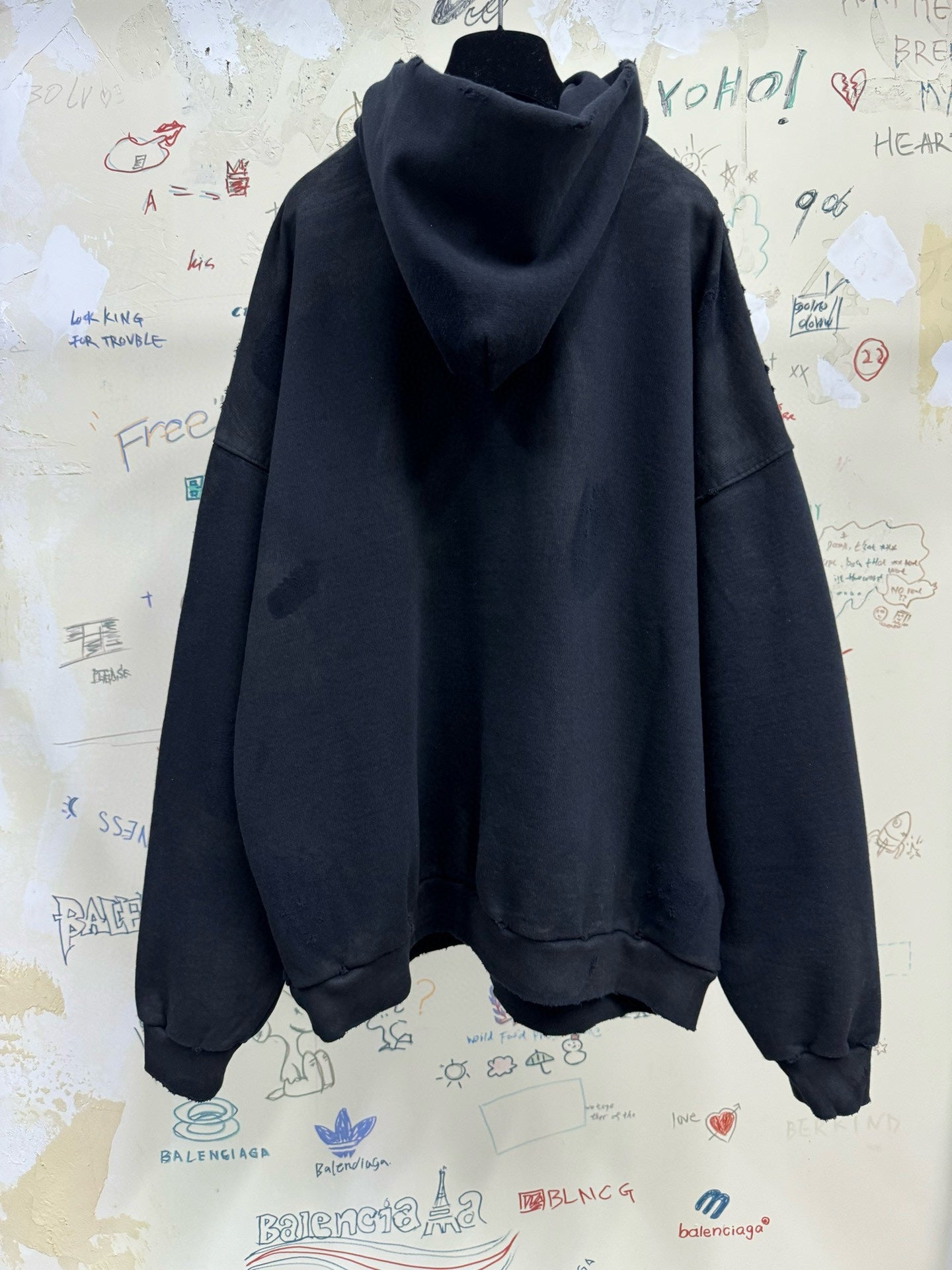 BALENCIAGA SKATER HOODIE OVERSIZED IN BLACK FADED