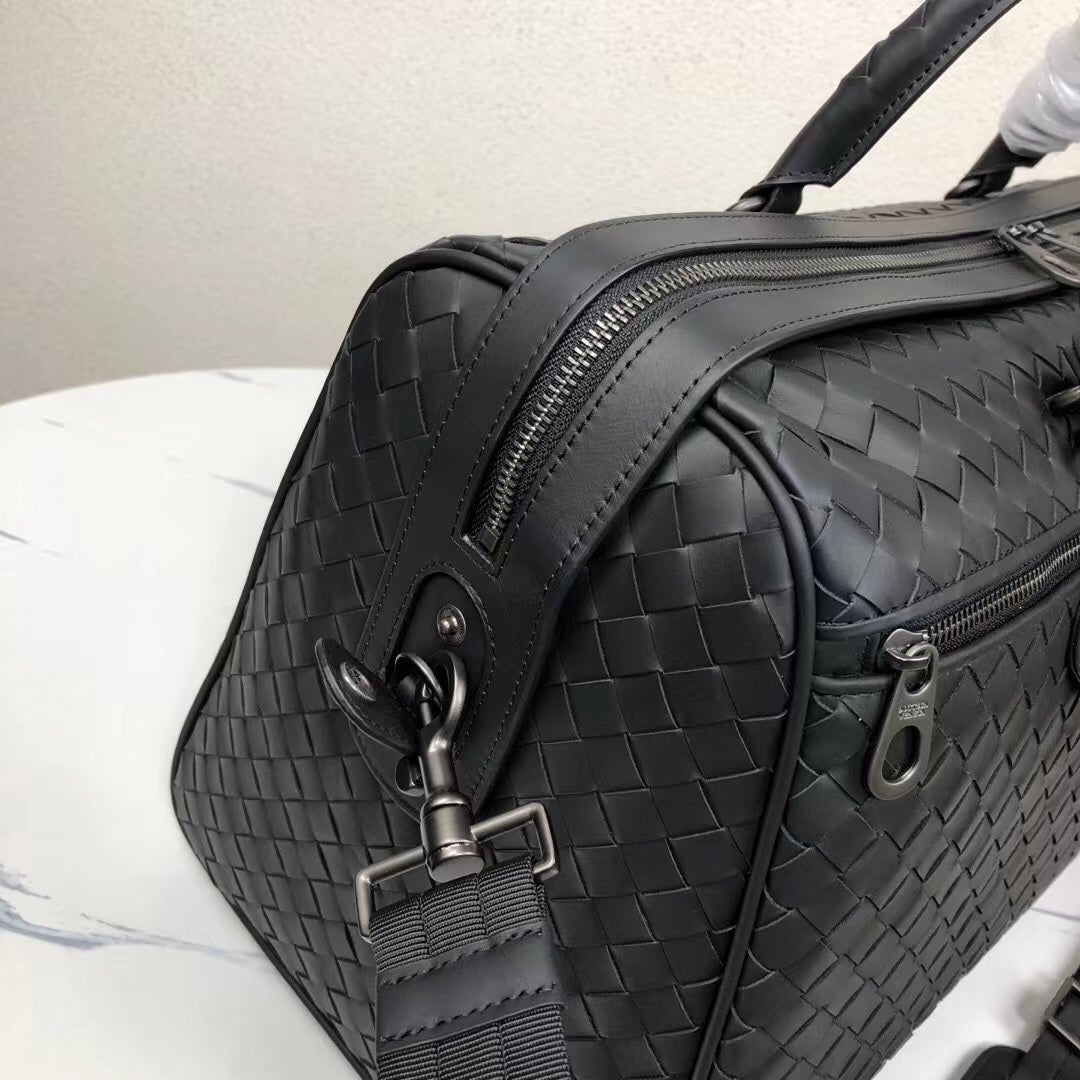 Bottega Veneta Medium Intrecciato Duffle