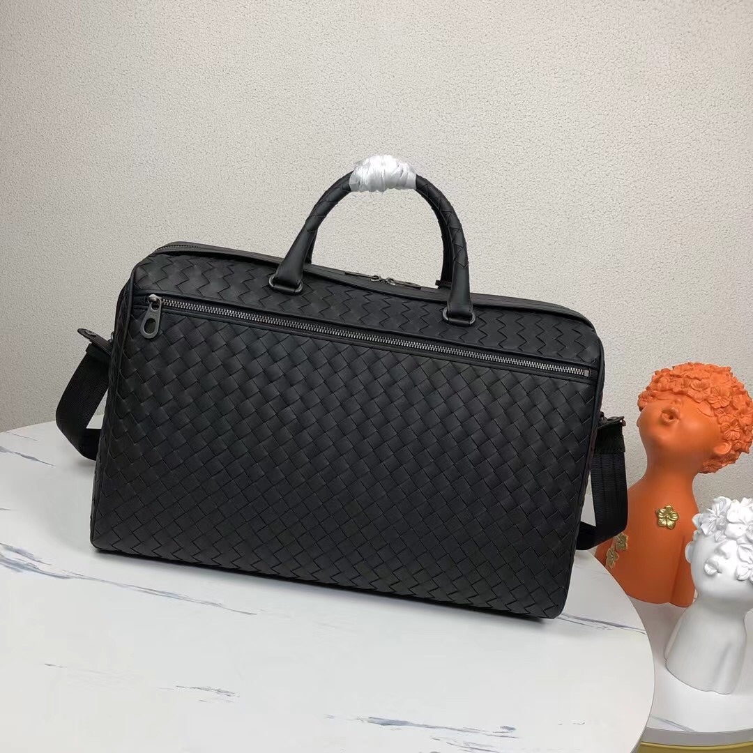 Bottega Veneta Medium Intrecciato Duffle
