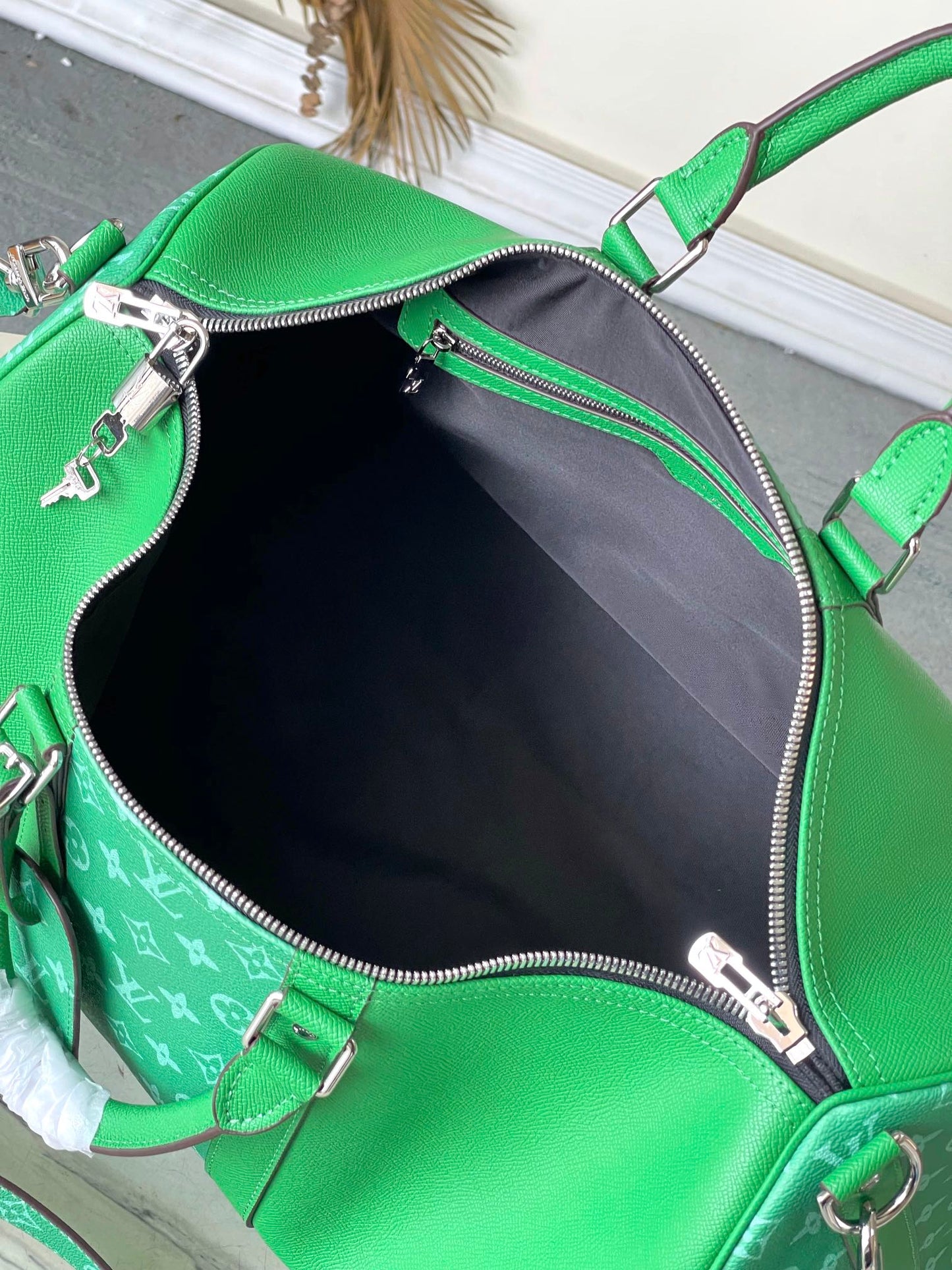 LV Keepall Bandoulière 45 M31046