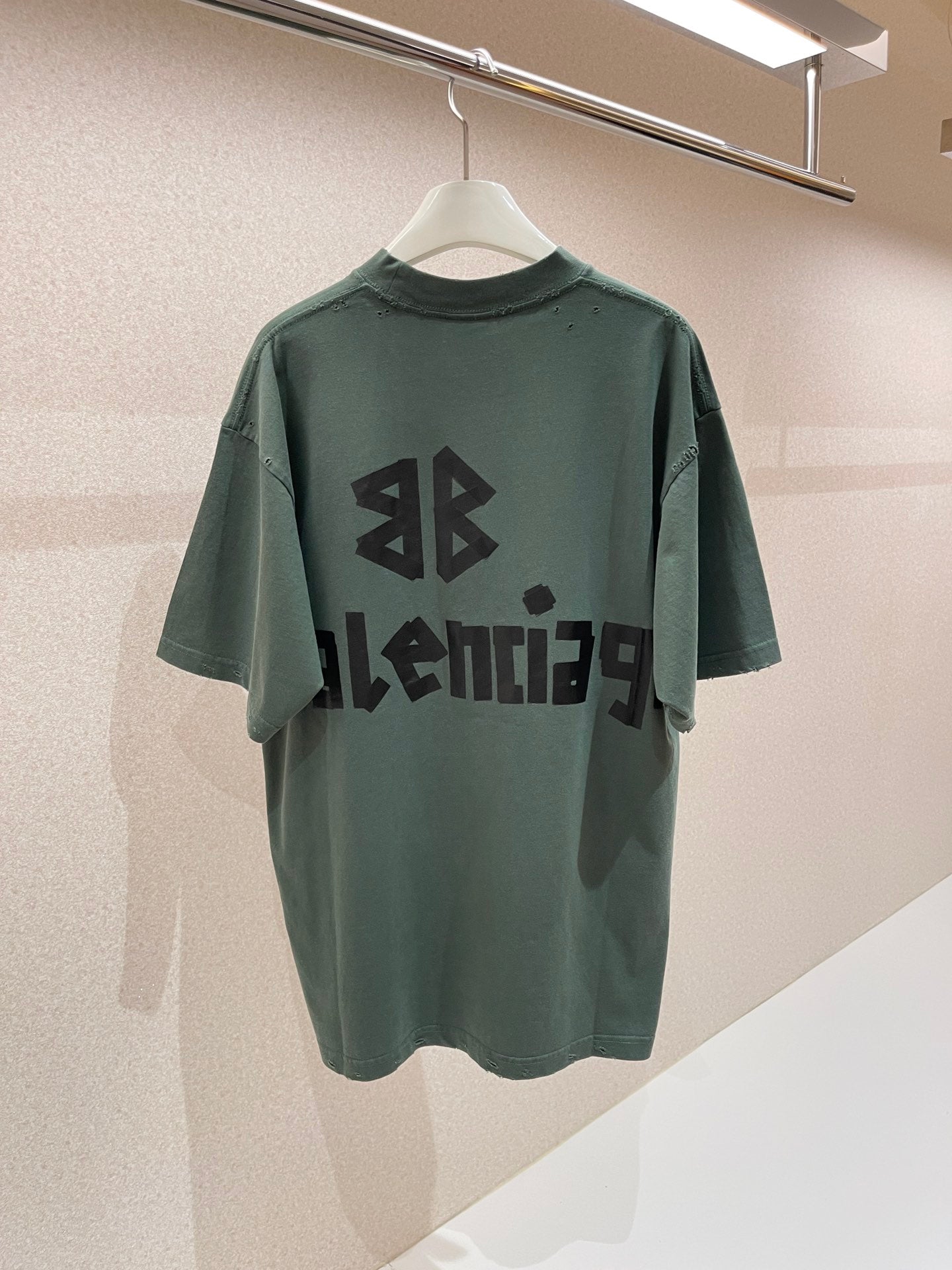 BALENCIAGA NEW TAPE TYPE T-SHIRT IN DARK GREEN